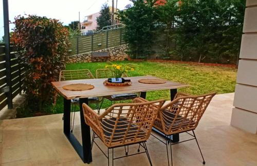 VE Apartment - Photo 2