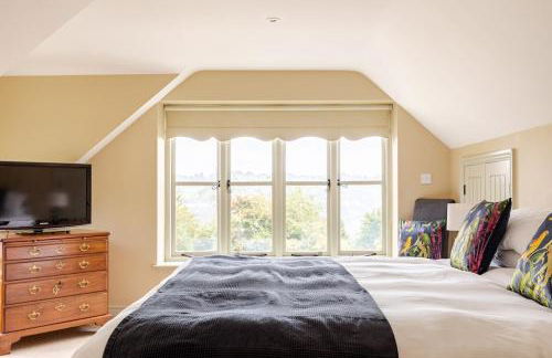 Spacious farmhouse with stunning valley views - Foto 42