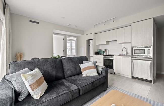 Teahouse Condos in Downtown Toronto - Photo 12