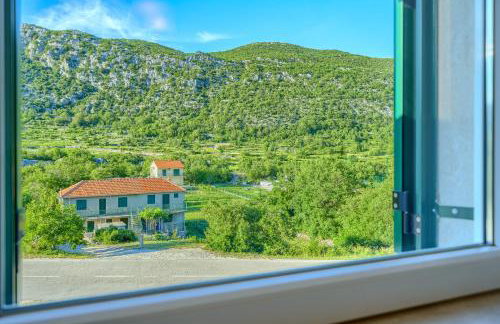 Villa Roglić with Pool and Outdoor Sports Area - Tennis, Mini Golf - Foto 43