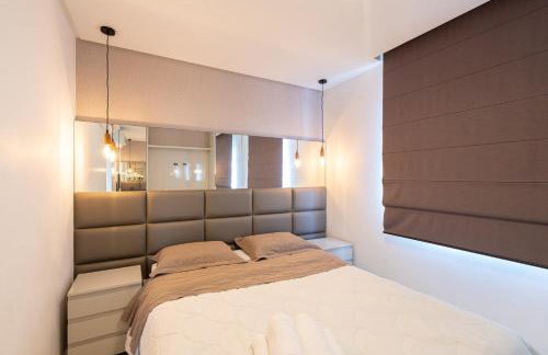 Apto a 10 min da Vila Germânica, dois quartos, salas de estar e jantar, cozinha completa, sacada com churrasqueira, Wi-Fi, Piscina, academia, mercadinho 24 horas e Vaga de garagem - Foto 17