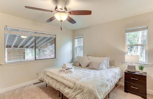 Private Cabin with Forest Views and Grill in Lakehead! - Foto 12