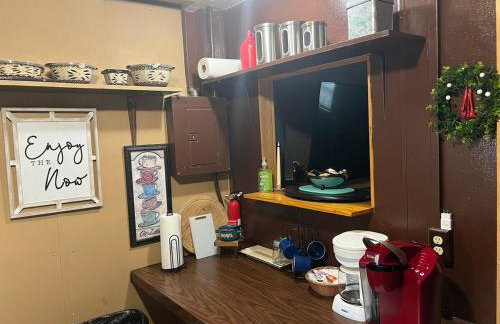 Country Cottage Love Nest Lake Cumberland KING BED - Foto 21