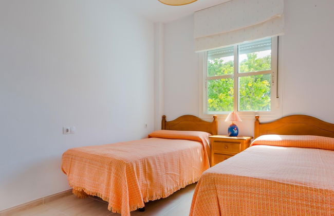 Rotonda V 21908 in Conil de la Frontera - Photo 17