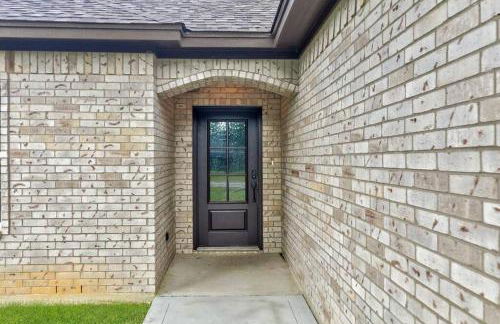 Reduced! Newly Renovated Luxe West Beaumont w Priv - Foto 2