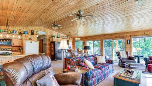 Lakefront Hackensack Cabin with Patio and Grill! - Foto 3