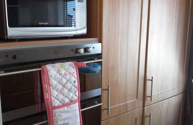 Captivating 2-bed 6 Berth Caravan in Ingoldmells - Foto 6