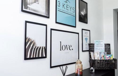 Contractors monthly discounts - WIFI - 5mins to Airport, HS2 & NEC - Photo 4