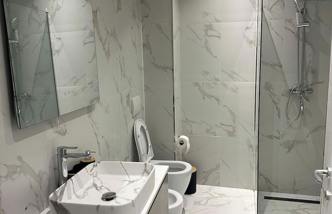 Kalpazo Lakescape Tirana - Foto 49