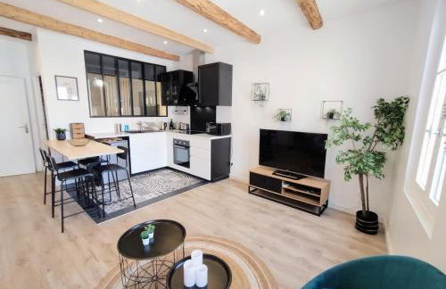 Grand T2 au coeur du Panier - Photo 1