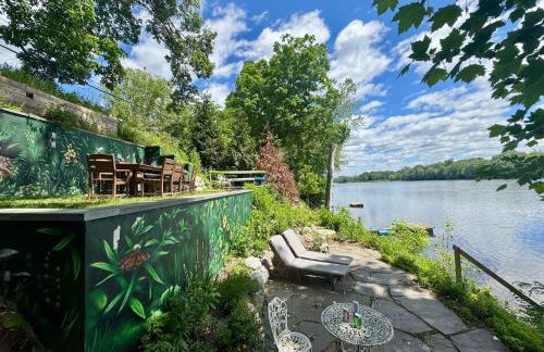 Charming & Whimsical Historic River Home - Photo 1