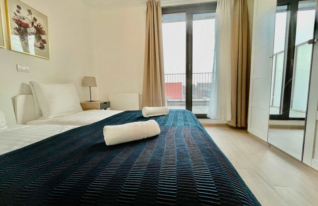 Modern 1BR Near Diamond District by Oneluxstay - Foto 24