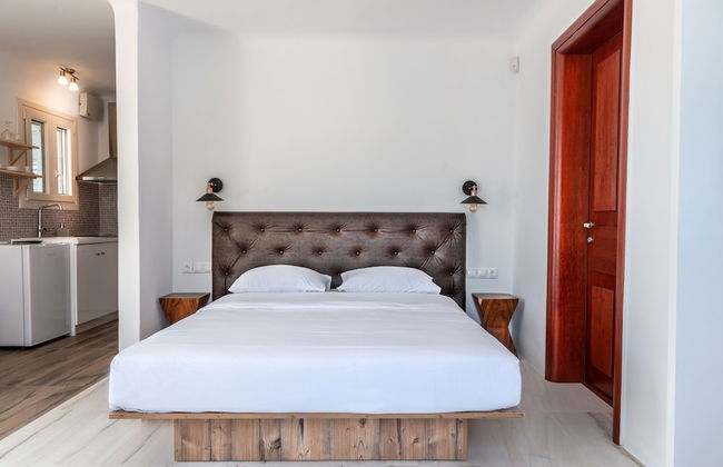 Etesians Suites & Villas - Photo 11