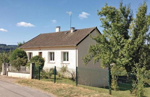 Awesome Home In Peyrat Le Château - Foto 1