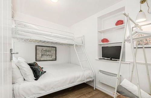 Fisherman Cottage Llanfaes near Beaumaris - Photo 6