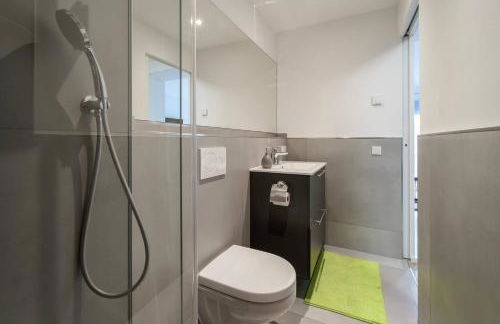 Moderne Erdgeschoss Wohnung - Photo 3