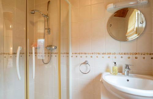 Finest Retreats - Whitsand Bay Lodge - Photo 24