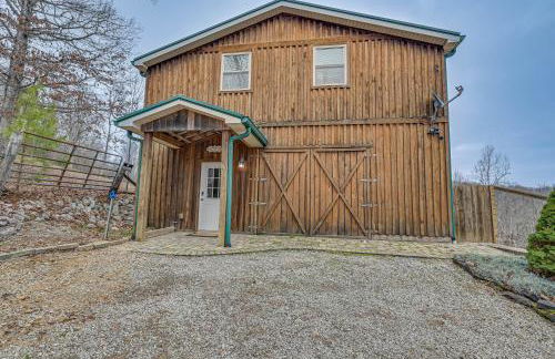 Private Hot Tub, Arcade Game Bee Spring Cabin - Foto 3