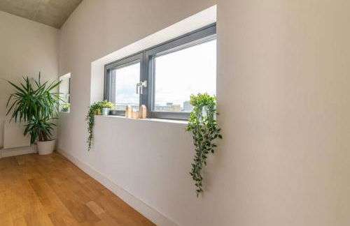 City SuperHost - Beautiful Canal Facing Apartment - Foto 31