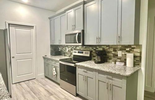 New house with canal view in Cape Coral - Foto 6