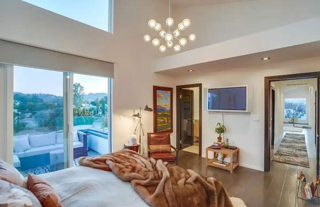 Troy Dr - Sleek & Modern Hollywood Hills Home With Stunning Views - Foto 11