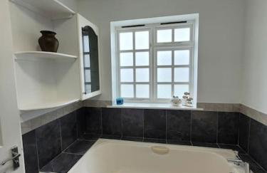 THE VIEW apartment with free parking close to town - Foto 13