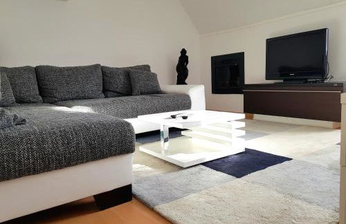 Apartment am Südpark Erfurt - inkl Garten mit Sitzlounge - zentrumsnah - Foto 1