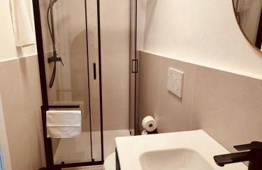 Charming 2BR Condo in Historic Piazza del Ghetto - Foto 6