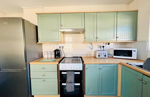 4-Bedroom House 5 mins to Beach & Parking - Foto 4