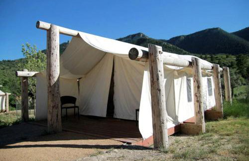 Luxury Safari Tents for Groups Only on Ranch near DeBeque, Colorado - Foto 4