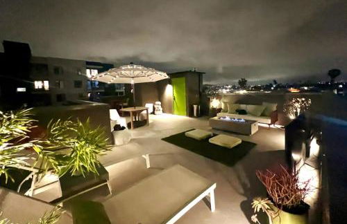 Private Rooftop Retreat with Stunning City Views - Foto 27