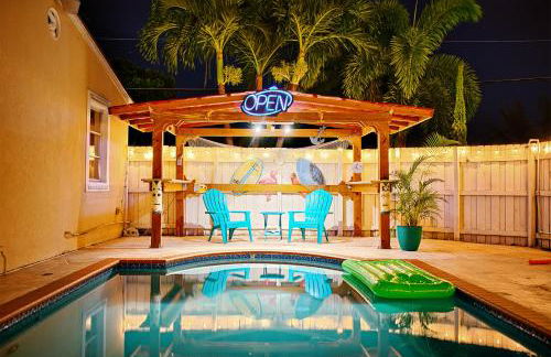 Tiki Hut Pool 4 BR Coastal Cottage Dream Vacation - Foto 22