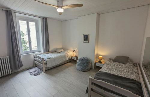 à 5mn de la réserve Africaine, charmante maison de village avec patio - Foto 23