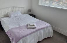 4-Bedroom House 5 mins to Beach & Parking - Foto 80