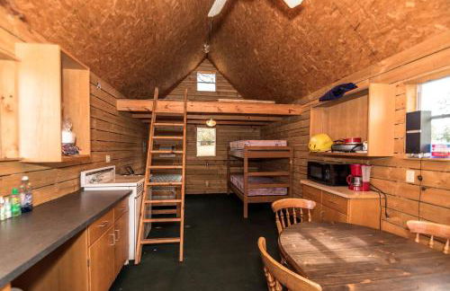 Cozy Rustic Cabin Rental on Private Ranch for Weekend Getaway from Austin - Photo 2