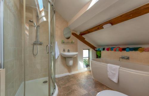 Squirrel Barn - Family Getaway Pass the Keys - Foto 29