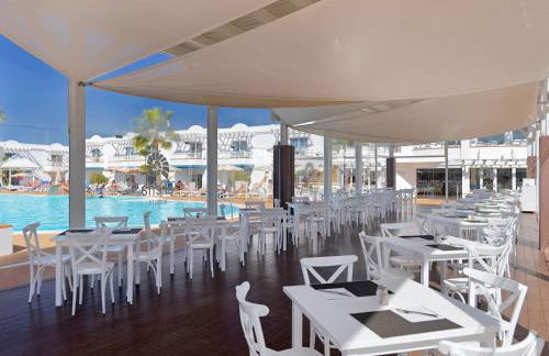 Hotel Arena Beach - Photo 42