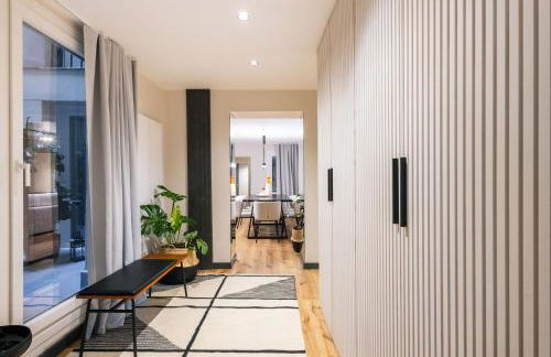 Stylish 4 suites +patio luxury apartment Gran Via - Photo 13