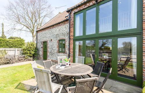 Long Barn - Photo 14