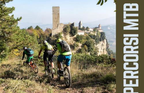 Casale Viozzi - Casa Vacanze con piscina nelle Marche - Foto 80