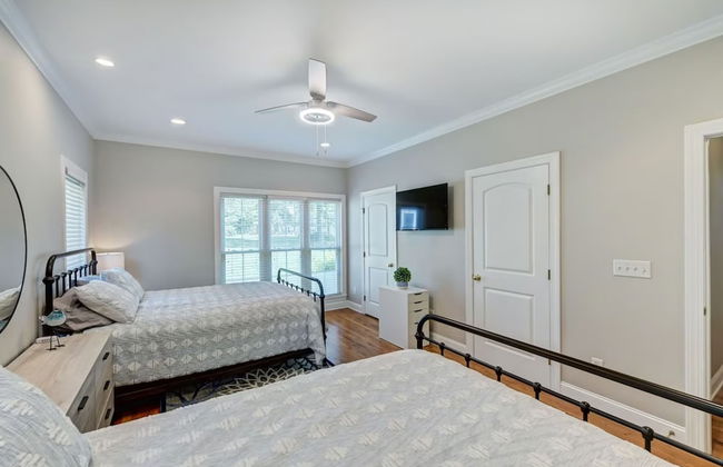 Bright Water Cove by Avantstay Saltwater Pool - Foto 24