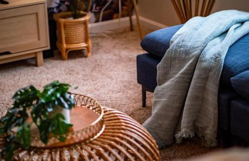 4 Bedroom Pool and Hot Tub Home Near Cleveland - Photo 43