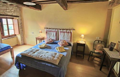 Farmhouse in Apecchio with Pool and Terrace - Foto 4