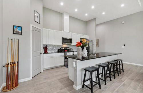 Modern Escape in Cedar Creek - Foto 29