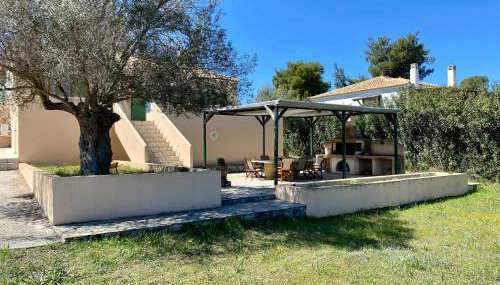 Family D 3 bedroom house with BBQ&Patio in huge estate! - Foto 4