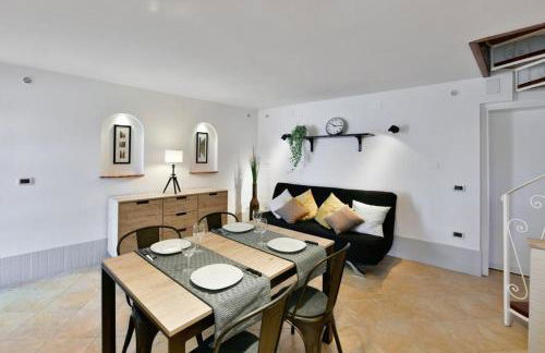 BRUNA HOLIDAYS HOUSE - Photo 3