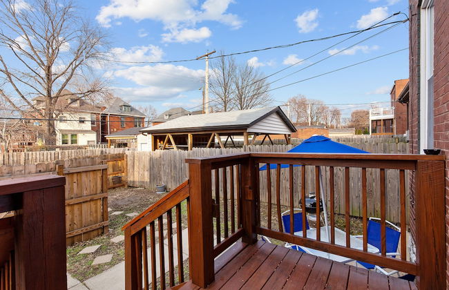 Blooming Memories | JZ Vacation Rentals - Photo 32