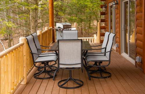 Luxury Log Cabin Lakefront, Game room & Fire Pit, - Foto 18