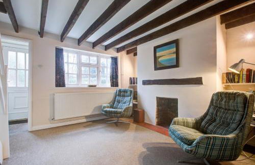 Charming Hilltop Cottage with Panoramic Views - Foto 8