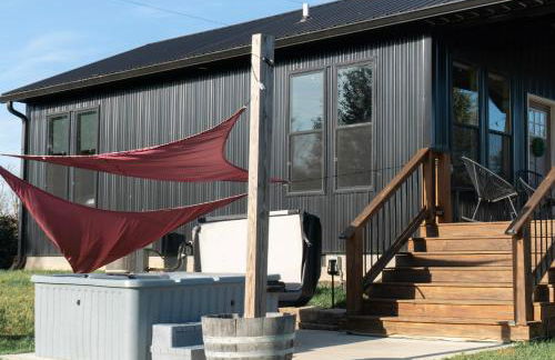 Bourbon Barrel Cottages #2 of 5 on Kentucky trail - Foto 12